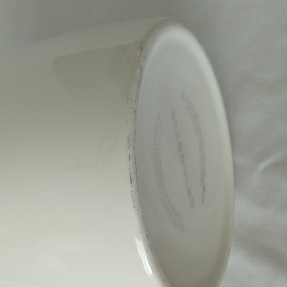 COPY - Starbucks Mug with Lid - Picture 8 of 8